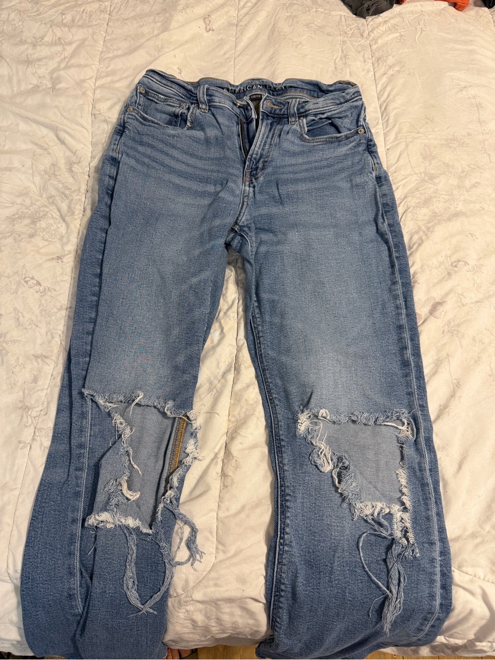 American Eagle Outfitters Light Blue Distressed Boyfriend Jeans